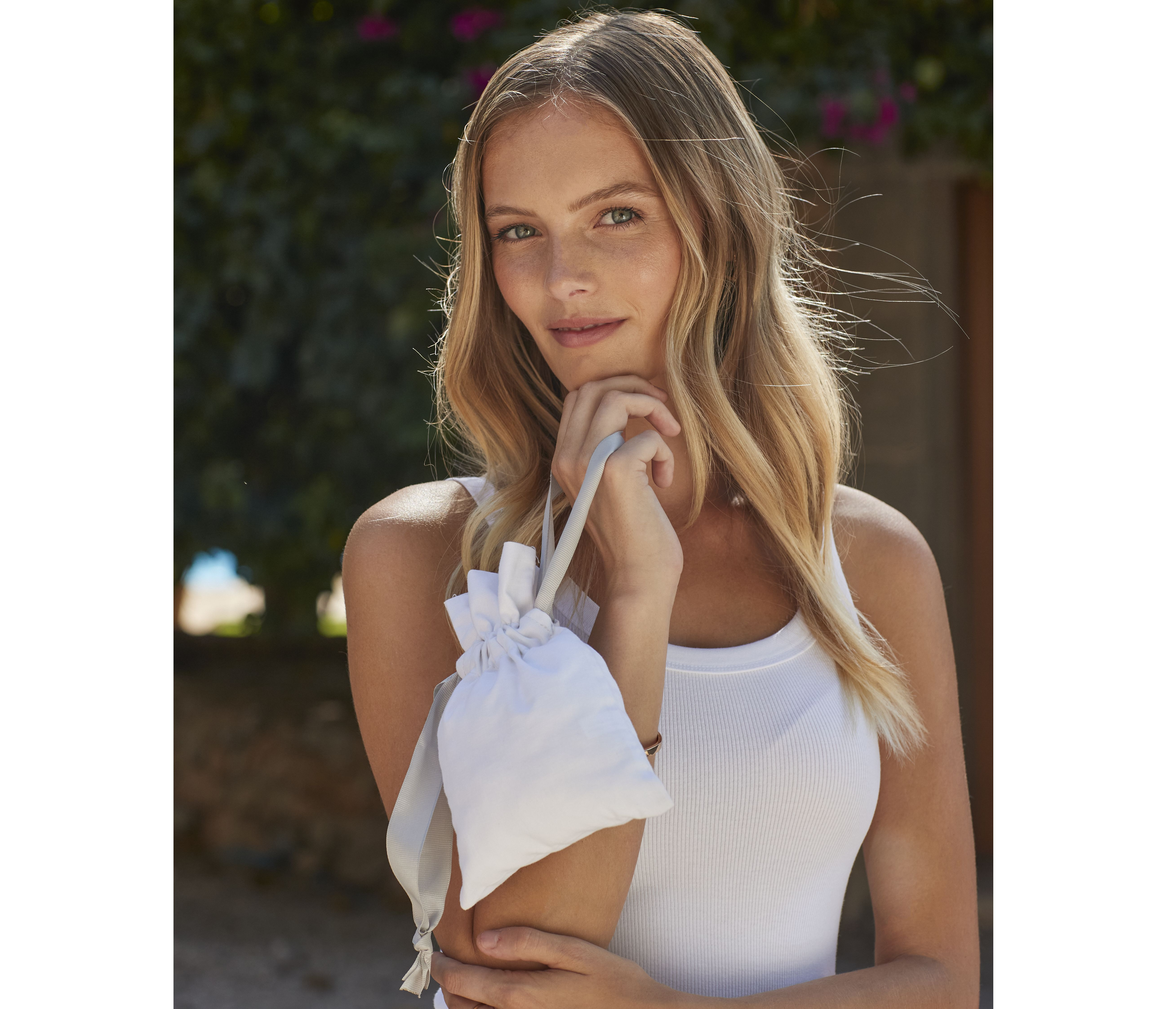 COTTON GIFT BAG WITH RIBBON DRAWSTRING