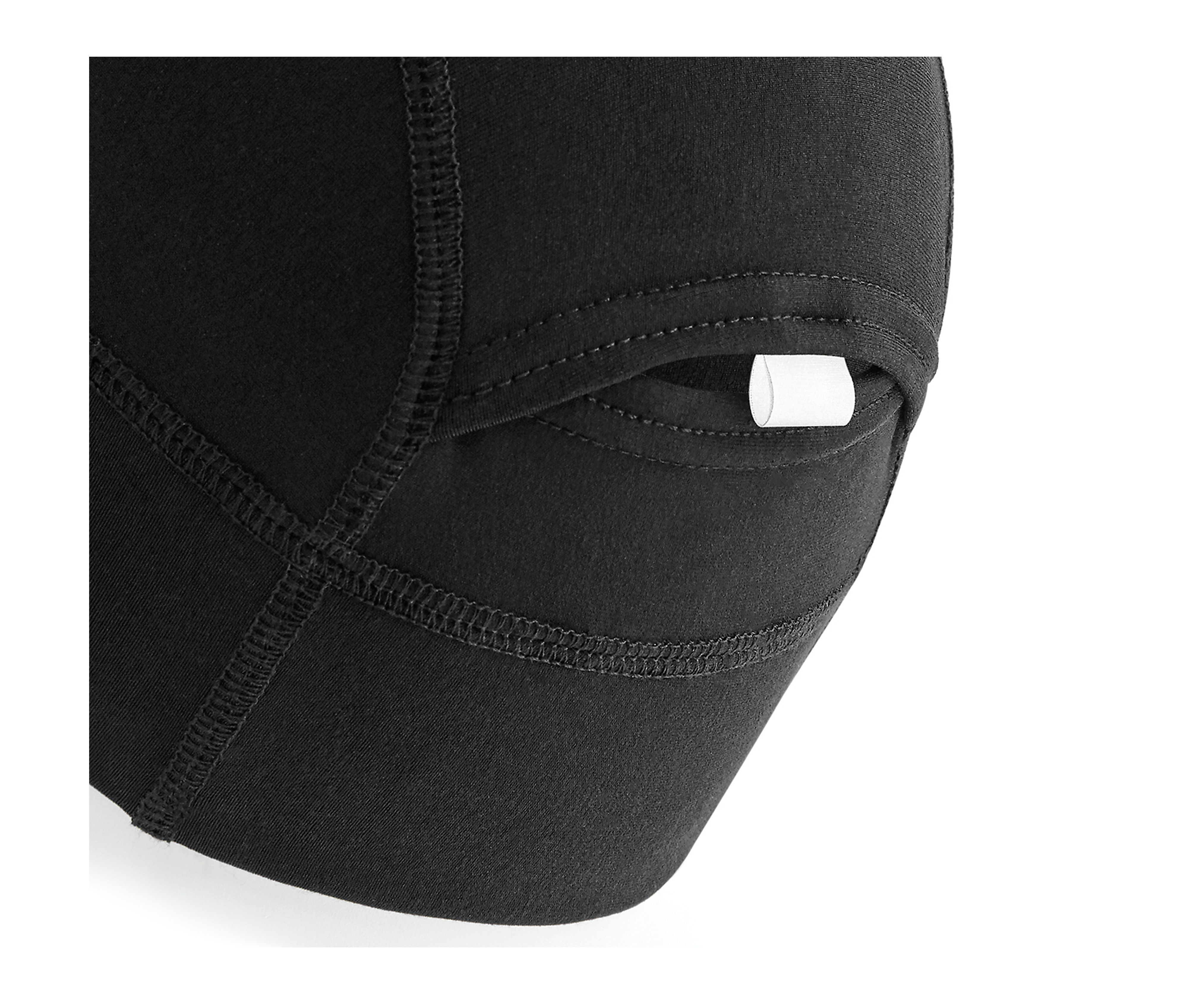 SOFTSHELL SPORTS TECH BEANIE