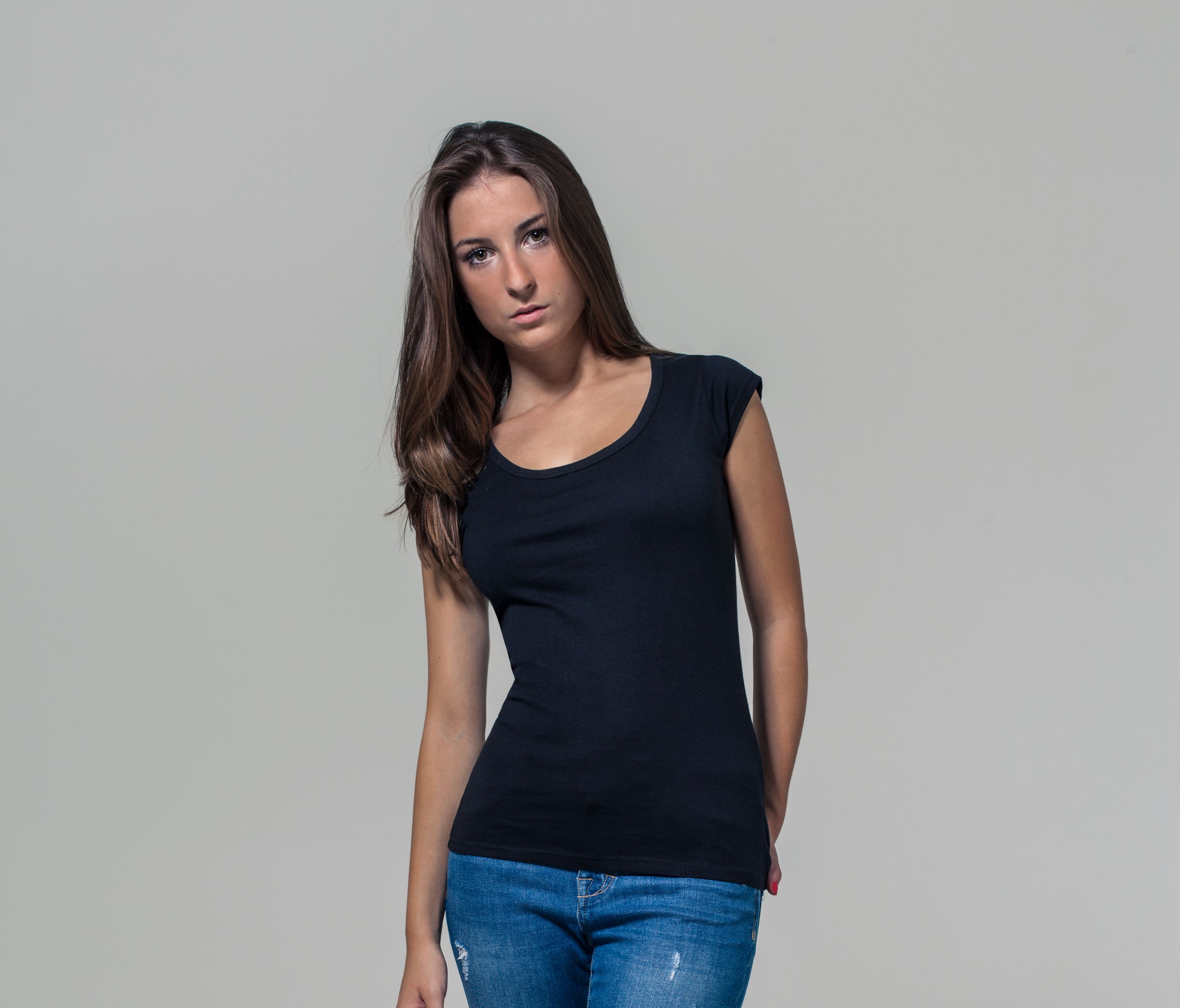 LADIES BACK CUT TEE