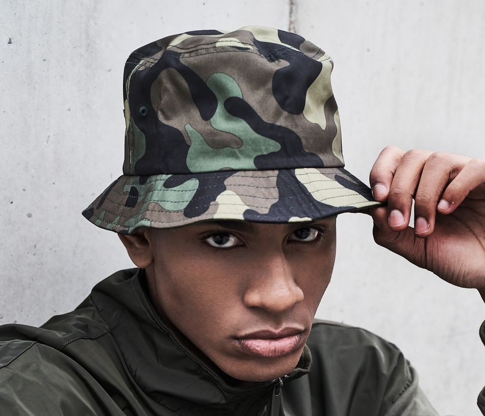 CAMO BUCKET HAT