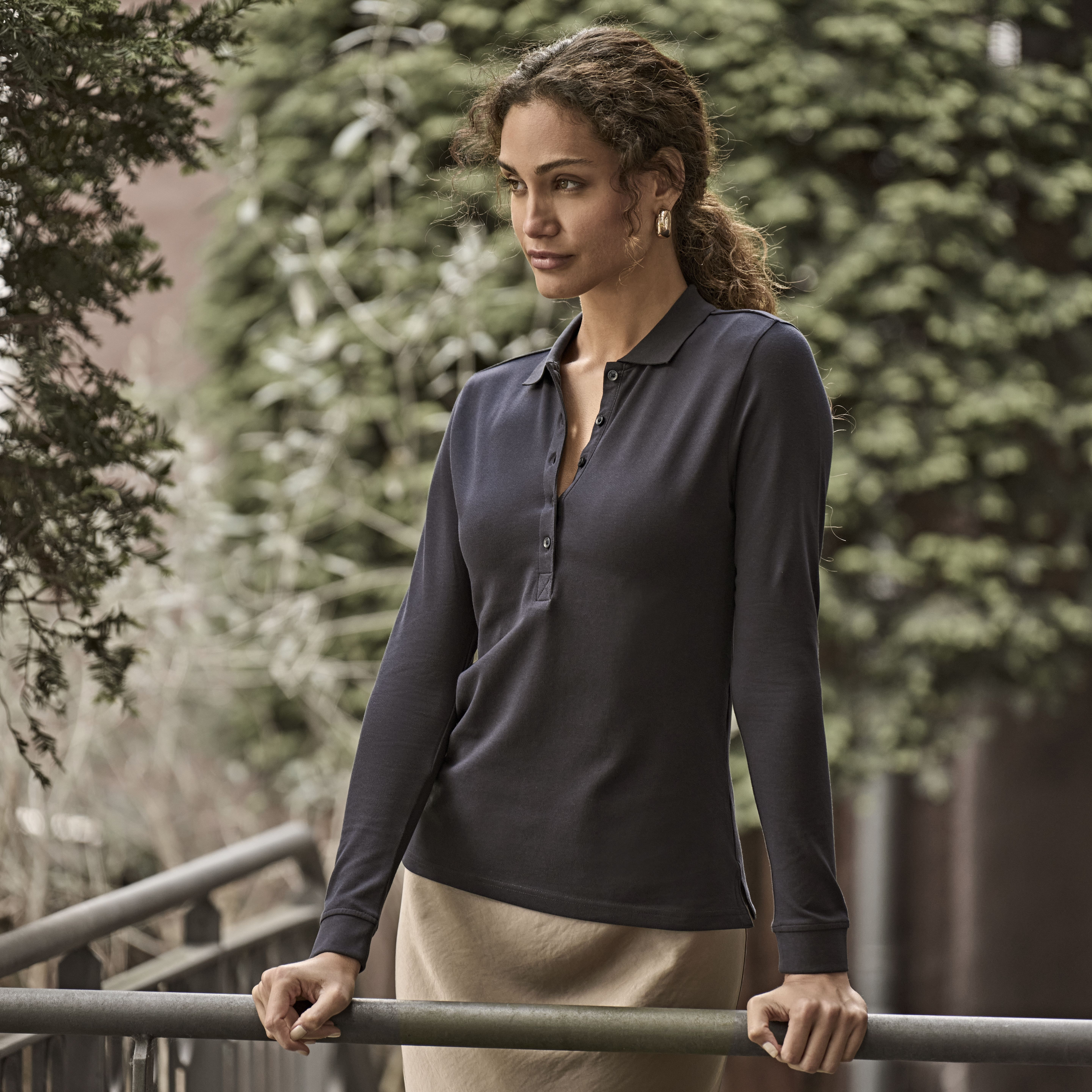 WOMEN'S LUXURY STRETCH LONG SLEEVE POLO