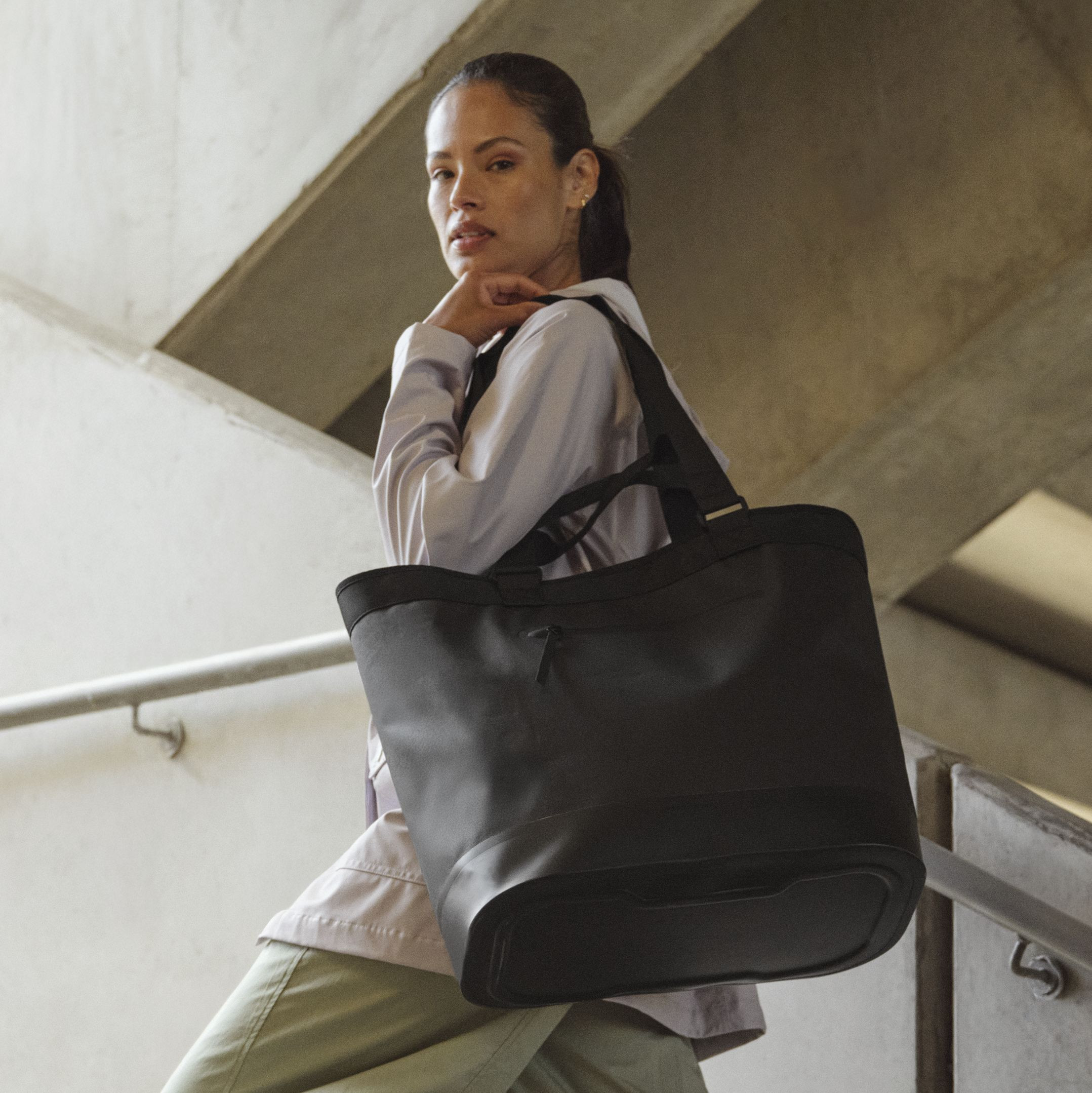 WATERPROOF 35 LITRE TOTE BAG