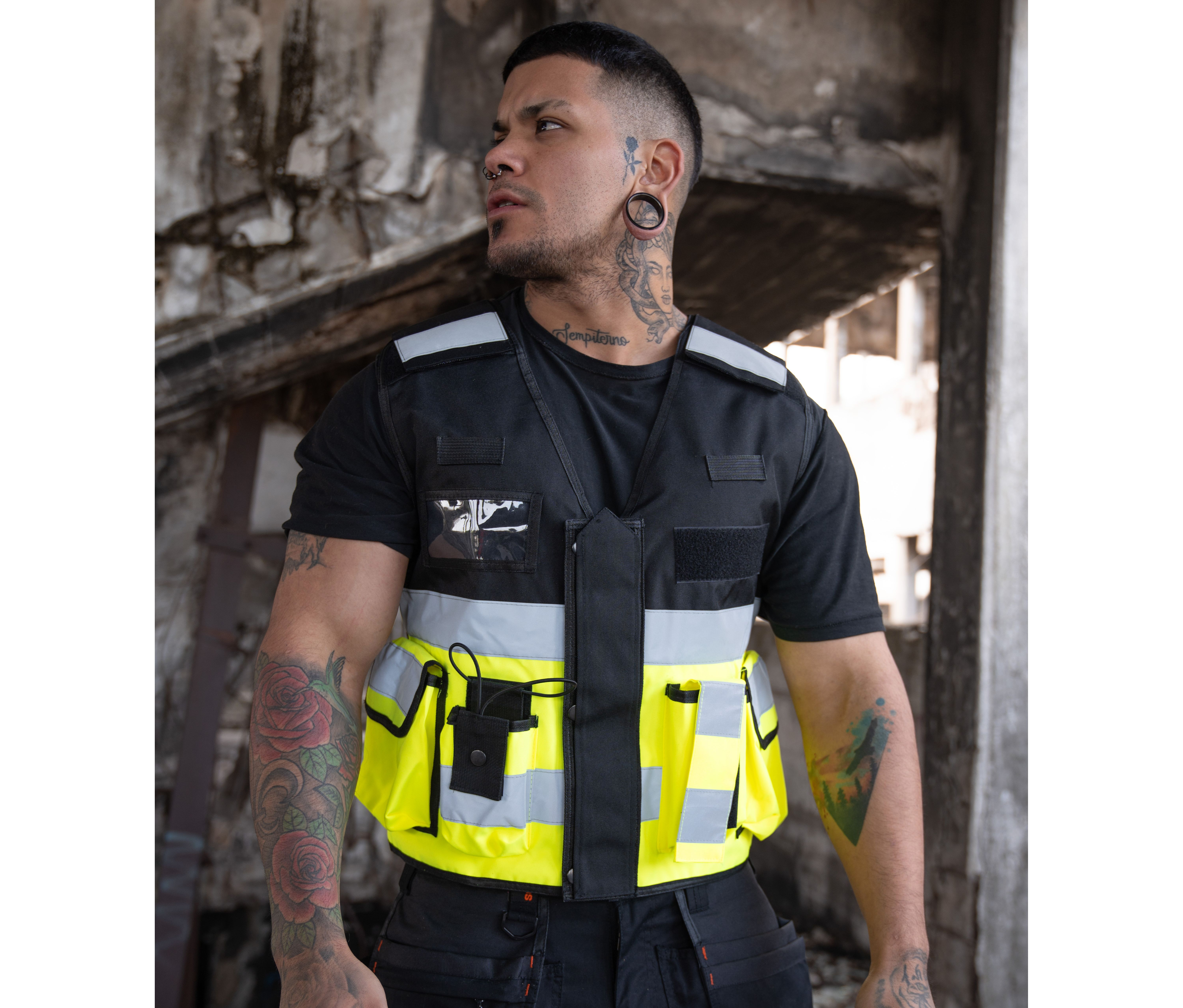 TACTICAL AND FUNCTIONNAL VEST "BONN"