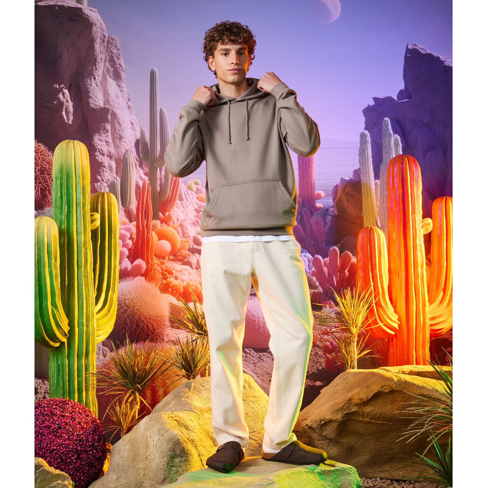 COLLEGE HOODIE