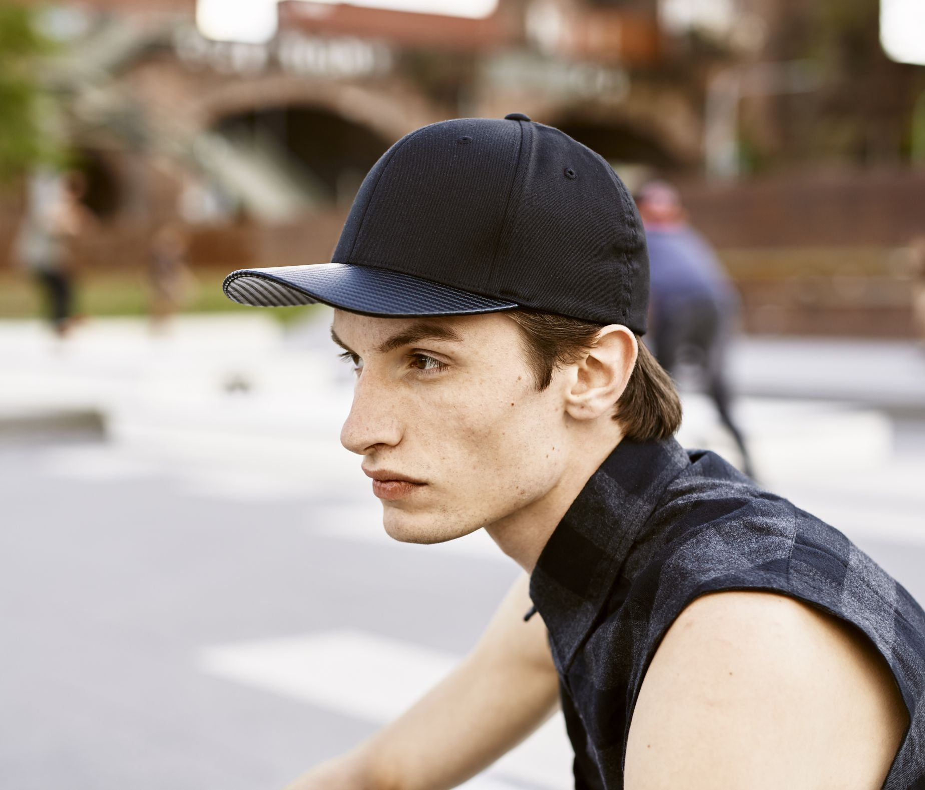 CARBON SNAPBACK